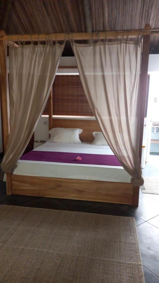 Bain Boeuf Brahmanhut - Eco Hut Experience In Harmony With Nature, Wellbeing And Spirit מראה חיצוני תמונה